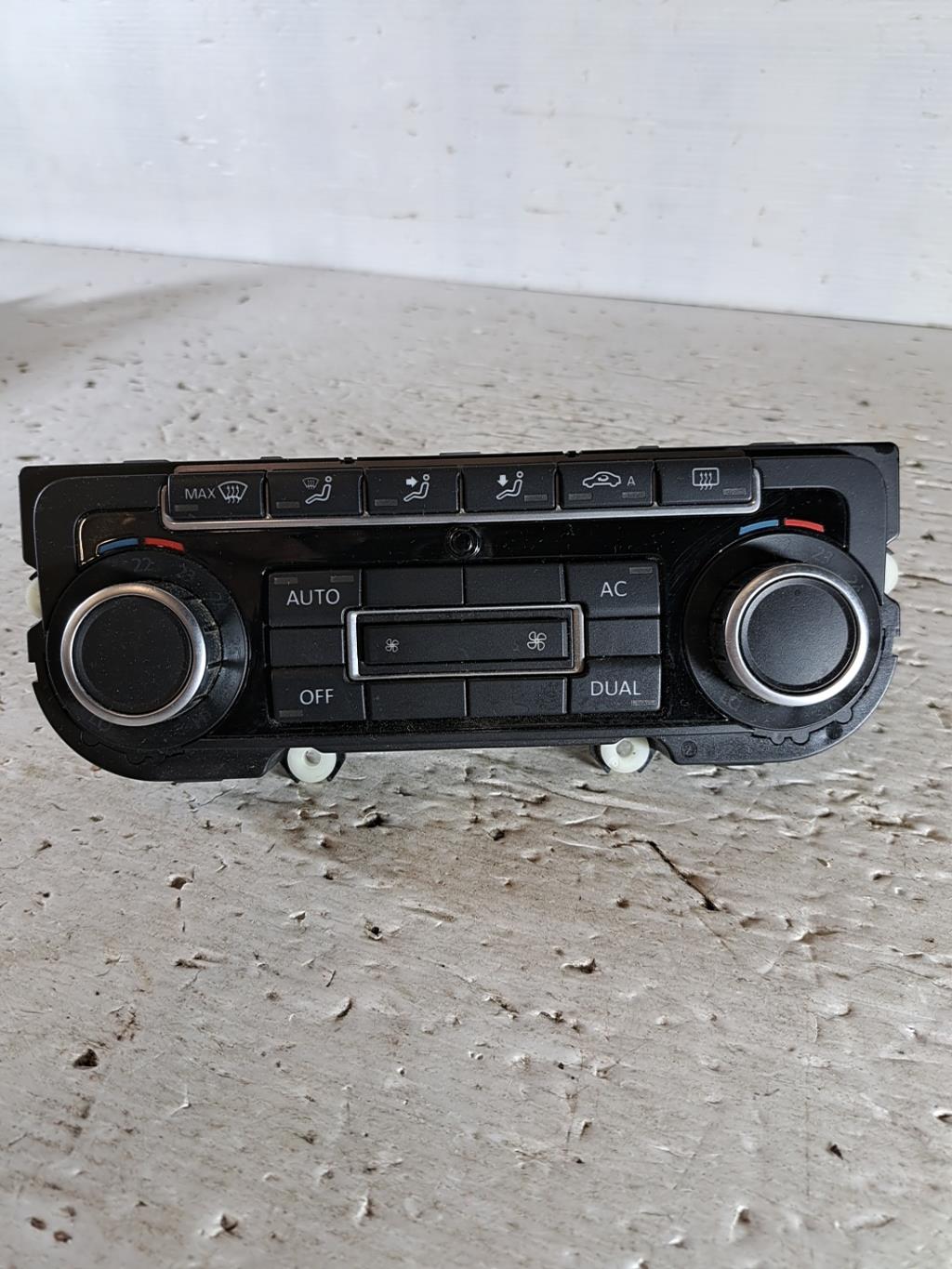 Commande chauffage VOLKSWAGEN EOS CABRIO PHASE 1 Diesel - 1