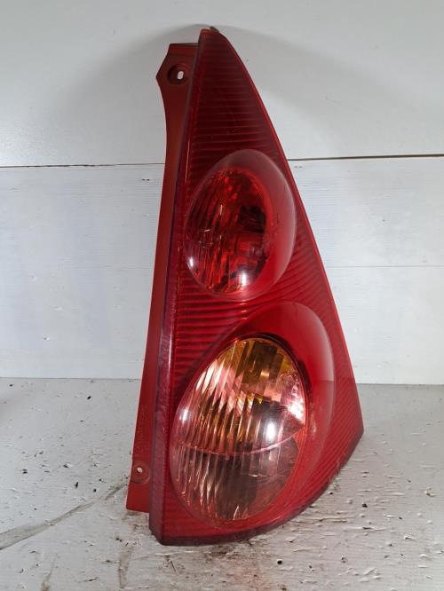 Image Feu arriere principal droit (feux) - PEUGEOT 107