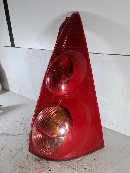 Image Feu arriere principal droit (feux) - PEUGEOT 107