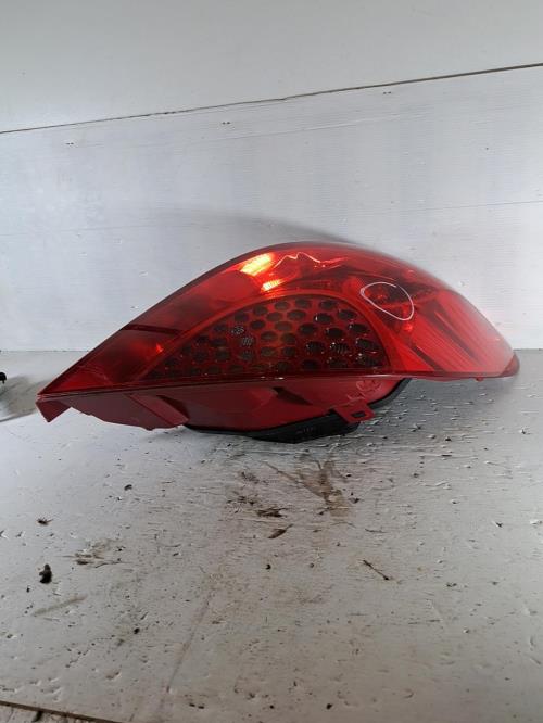Image Feu arriere principal droit (feux) - PEUGEOT 207