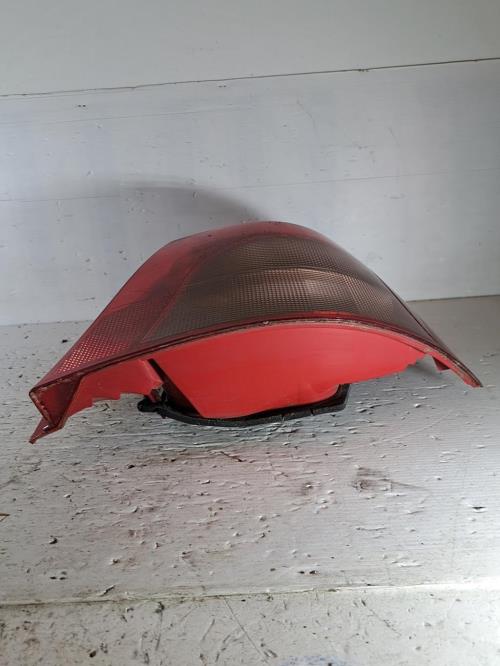 Image Feu arriere principal droit (feux) - TOYOTA YARIS 2