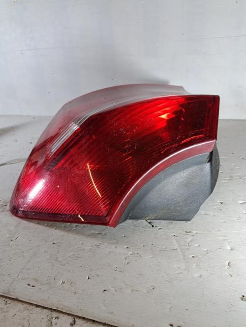 Image Feu arriere principal droit (feux) - BMW SERIE 1 E87