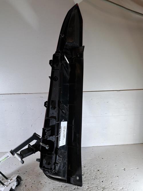 Image Feu arriere principal droit (feux) - FORD FIESTA 5
