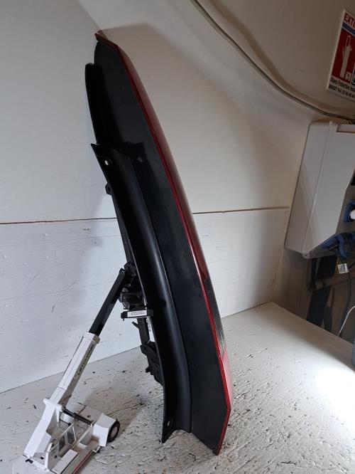 Image Feu arriere principal droit (feux) - FORD FIESTA 5