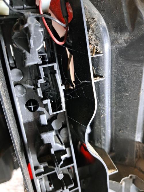 Image Feu arriere principal gauche (feux) - CITROEN C4 GRAND PICASSO 1