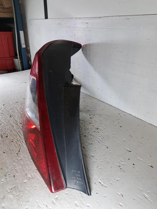 Image Feu arriere principal gauche (feux) - OPEL CORSA D