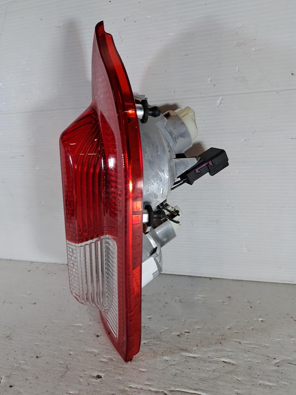 Feu arriere secondaire droit (feux) OPEL INSIGNIA 1 PHASE 1 BREAK Diesel - 1
