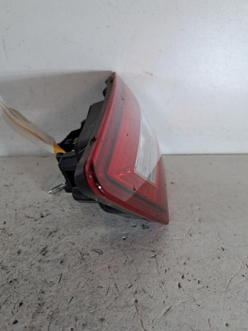 Image Feu arriere secondaire droit (feux) - RENAULT CLIO 4