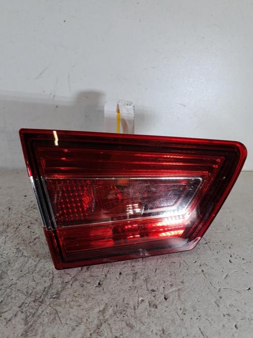 Image Feu arriere secondaire gauche (feux) - RENAULT CLIO 4