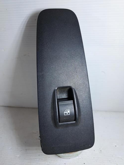 Image Interrupteur de leve vitre avant droit - FIAT DUCATO 3