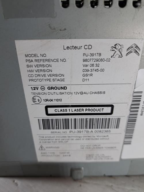 Image Chargeur CD - PEUGEOT 508 1