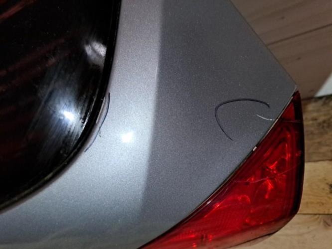 Image Malle/Hayon arriere - OPEL ASTRA J