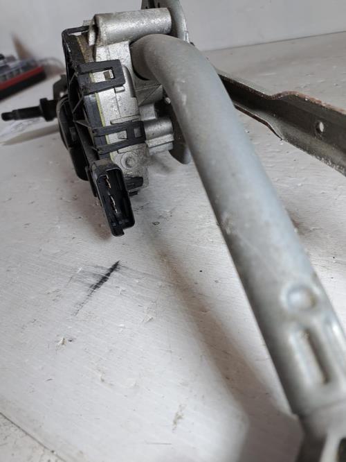 Image Moteur essuie glace avant - PEUGEOT 208 1