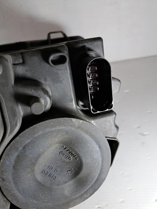 Image Optique avant principal droit (feux)(phare) - VOLKSWAGEN POLO 4