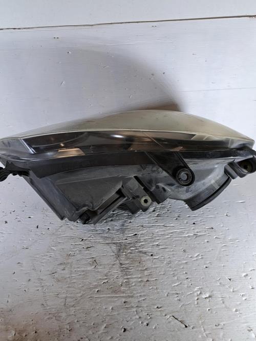 Image Optique avant principal droit (feux)(phare) - VOLKSWAGEN POLO 4