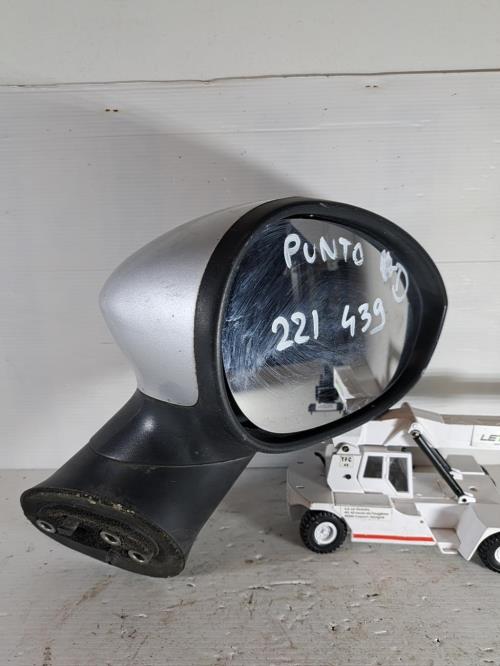 Image Retroviseur droit - FIAT PUNTO EVO 3