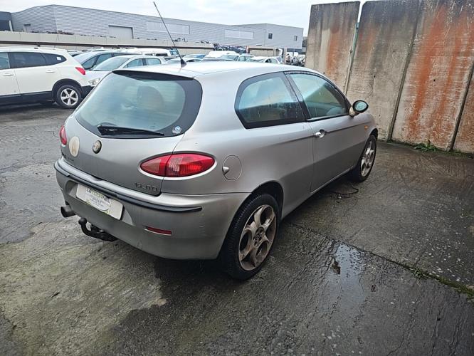 Image Feu arriere principal droit (feux) - ALFA ROMEO 147