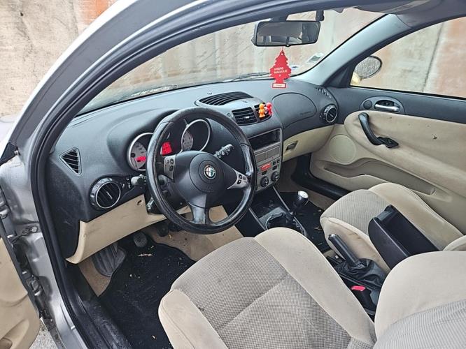 Image Feu arriere principal droit (feux) - ALFA ROMEO 147