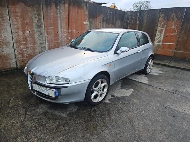 Image Feu arriere principal droit (feux) - ALFA ROMEO 147