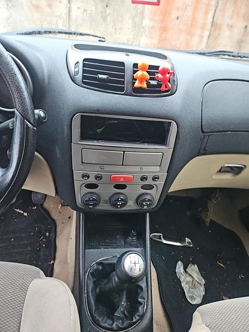 Image Feu arriere principal droit (feux) - ALFA ROMEO 147