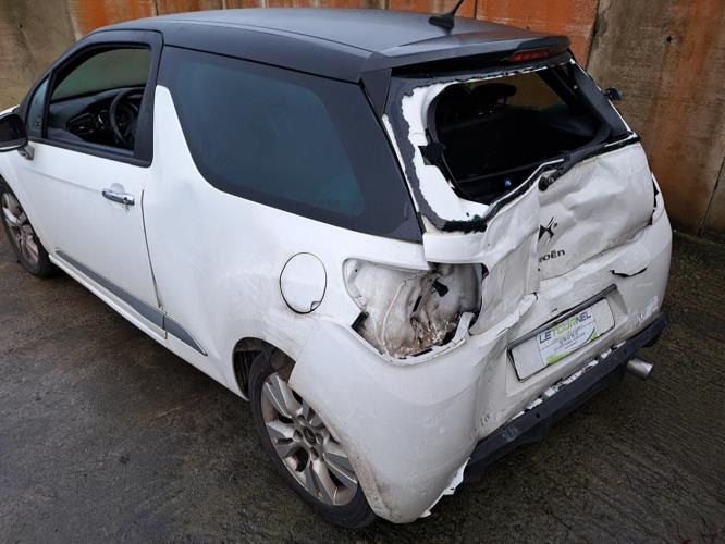 Image Porte fusible - CITROEN DS3