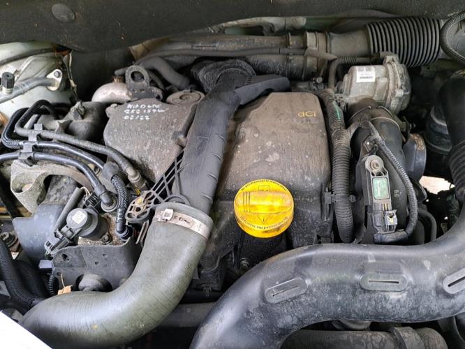 Image Cache sous moteur - DACIA LODGY