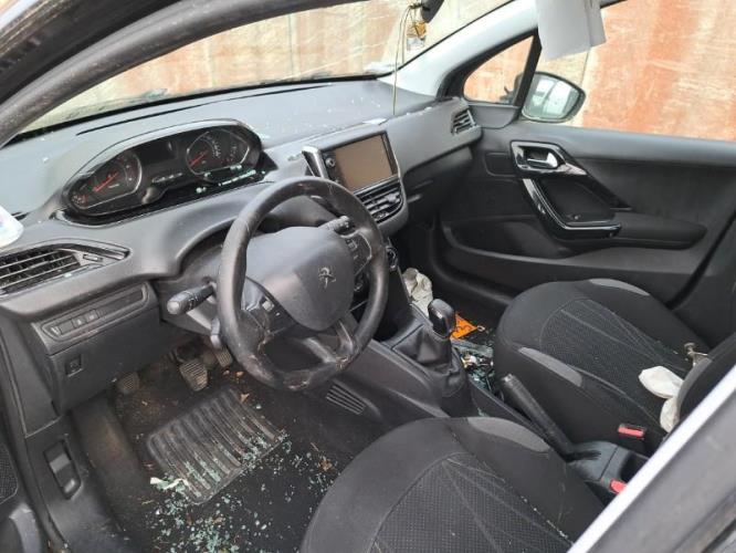 Image Plage arriere - PEUGEOT 208 1
