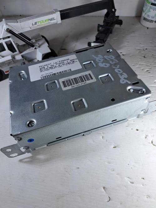 Image Ecran GPS - PEUGEOT 308 2 SW