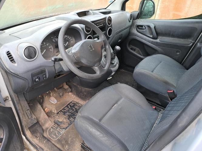 Image Porte fusible - PEUGEOT PARTNER 2