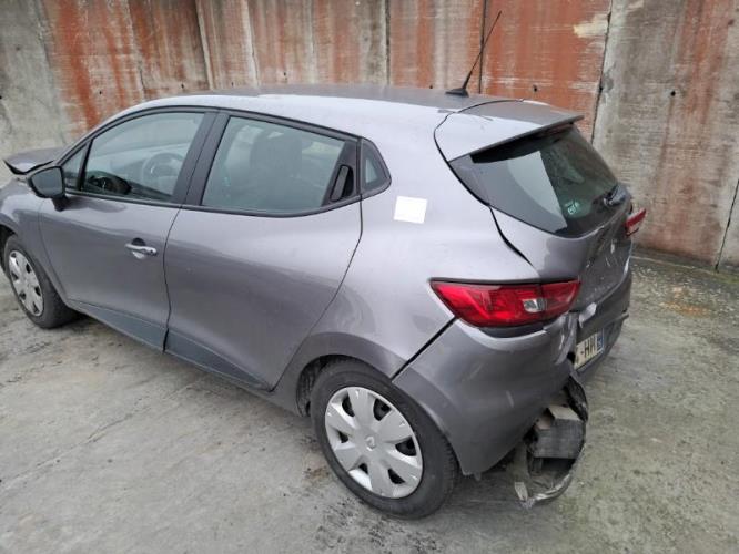Image Feu diurne avant gauche - RENAULT CLIO 4