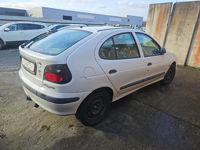 Image Retroviseur droit - RENAULT MEGANE 1