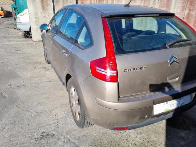 Image Feu arriere principal gauche (feux) - CITROEN C4 1