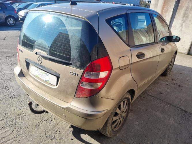 Image Feu arriere principal gauche (feux) - MERCEDES CLASSE A 169