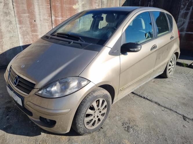 Image Feu arriere principal gauche (feux) - MERCEDES CLASSE A 169