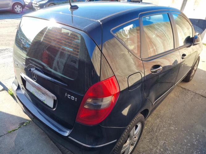 Image Feu arriere principal droit (feux) - MERCEDES CLASSE A 169