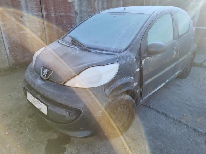 Image Feu arriere principal droit (feux) - PEUGEOT 107