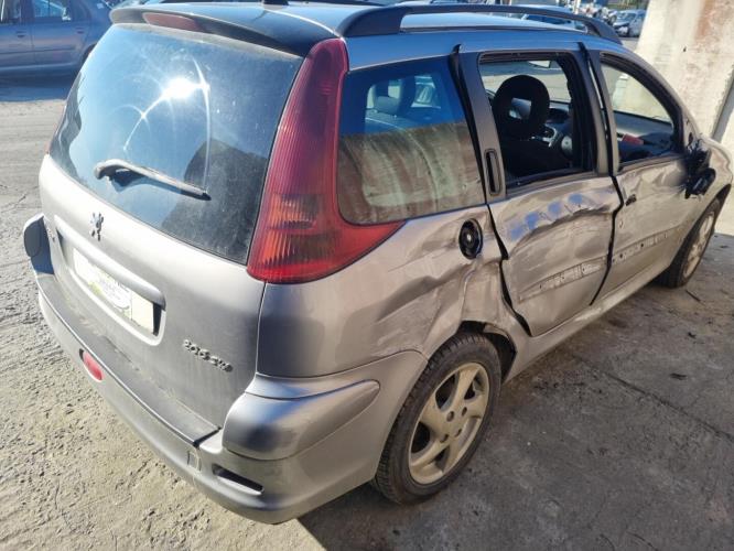 Image Feu arriere principal droit (feux) - PEUGEOT 206