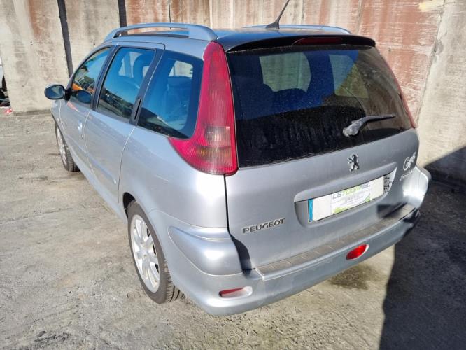 Image Feu arriere principal droit (feux) - PEUGEOT 206
