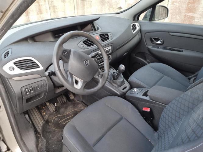 Image Feu arriere principal gauche (feux) - RENAULT SCENIC 3