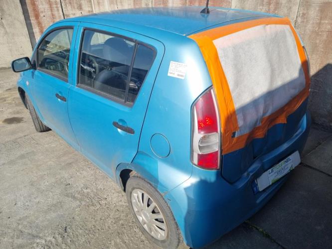 Image Porte avant droit - DAIHATSU SIRION 2