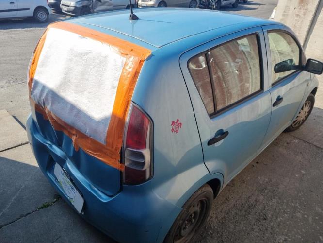 Image Porte avant droit - DAIHATSU SIRION 2