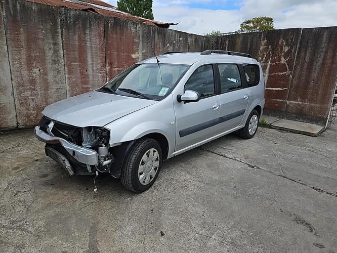 Image Capot - DACIA LOGAN MCV 1