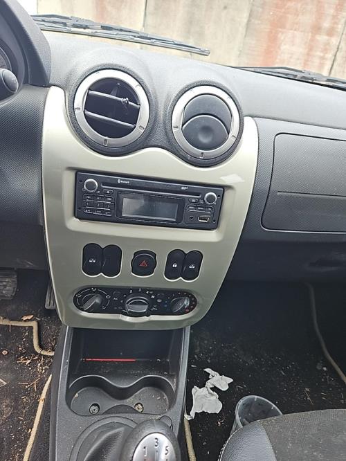Image Capot - DACIA LOGAN MCV 1
