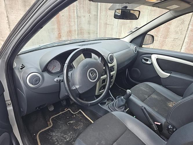 Image Capot - DACIA LOGAN MCV 1