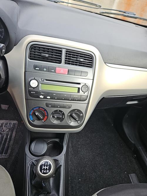 Image Feu arriere principal droit (feux) - FIAT GRANDE PUNTO