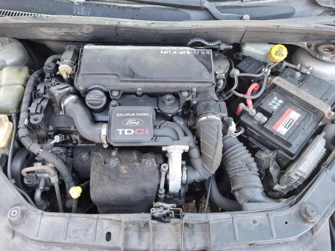 Image Feu arriere principal droit (feux) - FORD FIESTA 5