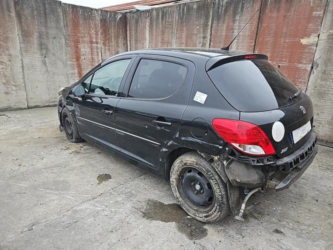 Image Feu arriere principal gauche (feux) - PEUGEOT 207