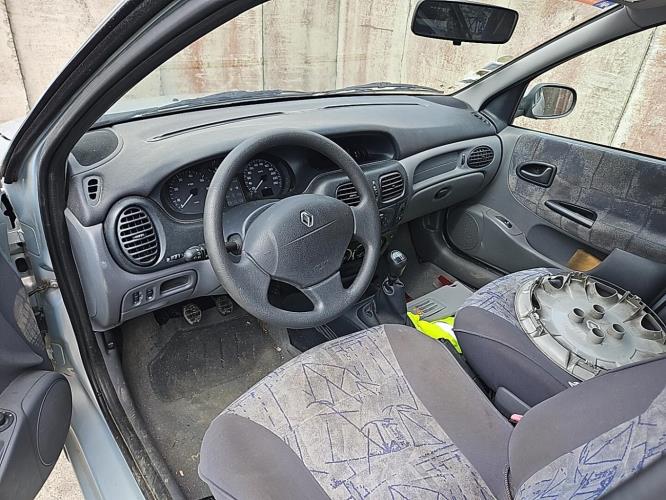 Image Porte avant droit - RENAULT MEGANE 1