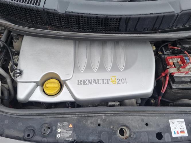 Image Cache sous moteur - RENAULT SCENIC 2