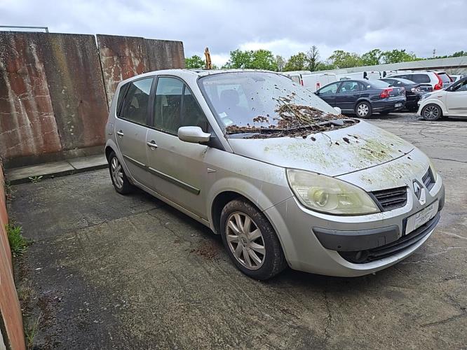 Image Feu arriere principal droit (feux) - RENAULT SCENIC 2